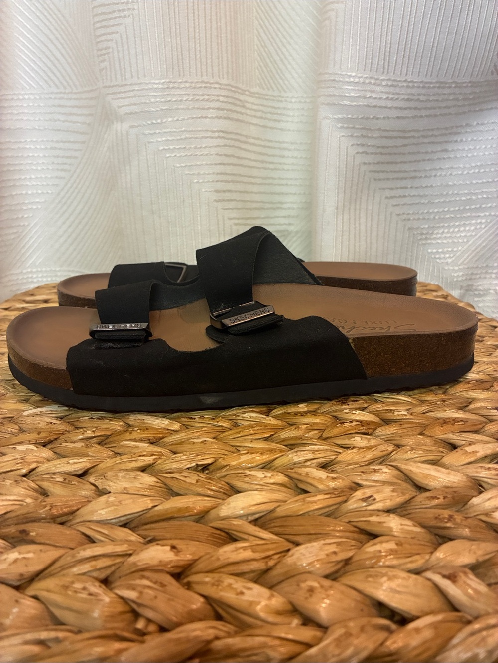 Skechers Black Double Buckle Luxe Foam Slide Sandals - Picture 2 of 7